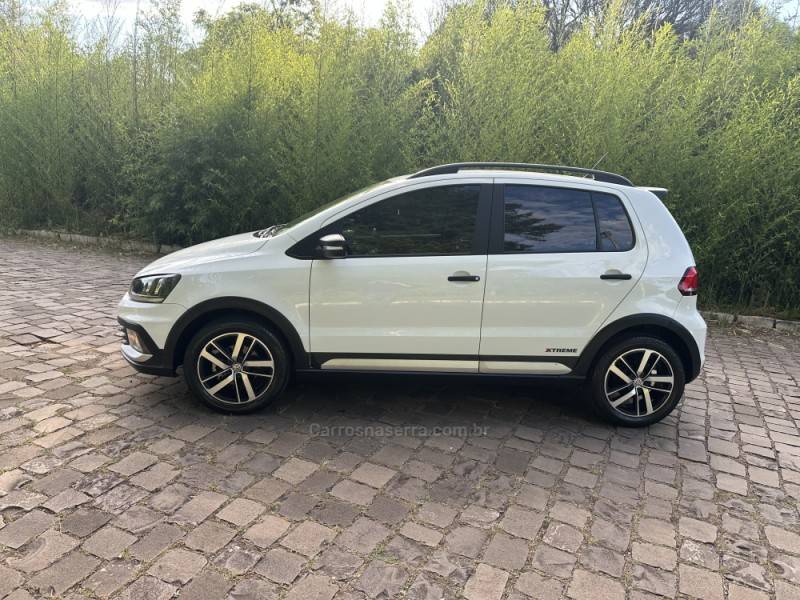 VOLKSWAGEN - FOX - 2019/2019 - Branca - R$ 63.900,00