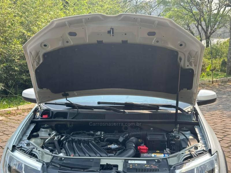 RENAULT - SANDERO - 2019/2020 - Branca - R$ 63.900,00