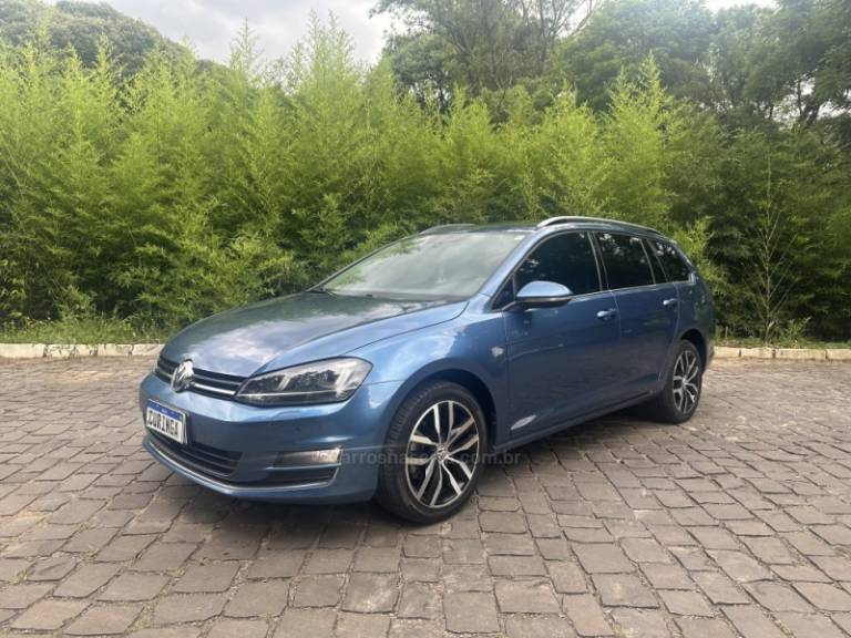 VOLKSWAGEN - GOLF - 2014/2015 - Azul - R$ 84.900,00