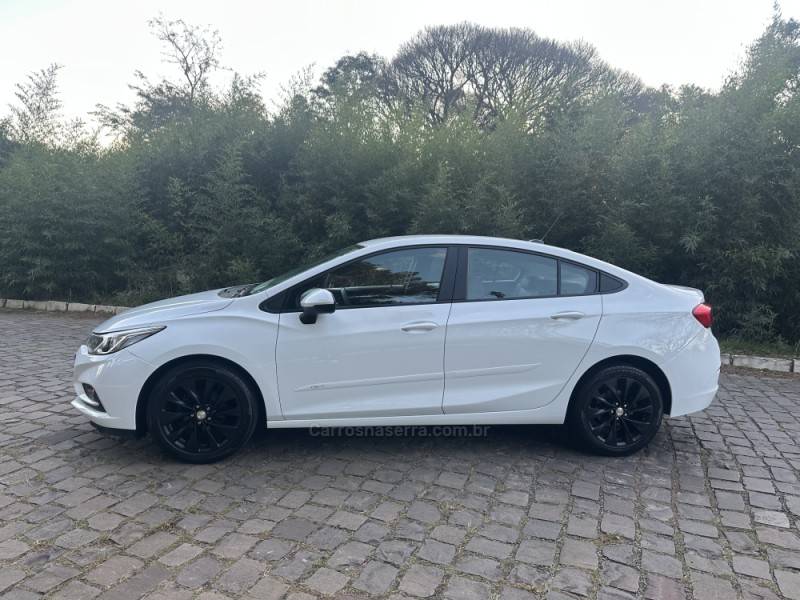 CHEVROLET - CRUZE - 2017/2017 - Branca - R$ 80.900,00