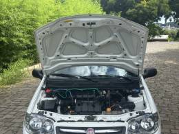 FIAT - PALIO - 2014/2014 - Branca - R$ 24.900,00