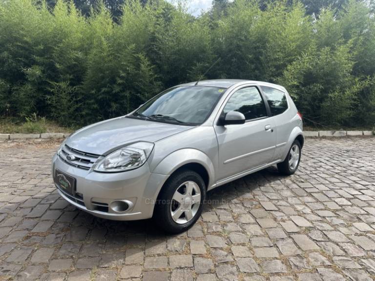 FORD - KA - 2009/2009 - Prata - R$ 27.900,00