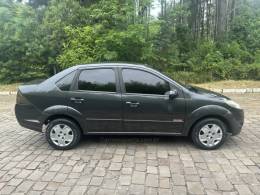 FORD - FIESTA - 2010/2011 - Cinza - R$ 32.900,00