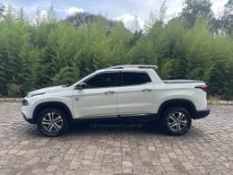 FIAT - TORO - 2018/2018 - Branca - R$ 98.900,00
