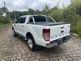 FORD - RANGER - 2015/2016 - Branca - R$ 96.900,00