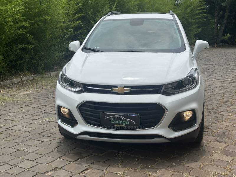 CHEVROLET - TRACKER - 2018/2018 - Branca - R$ 89.900,00