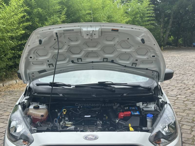 FORD - KA - 2017/2018 - Branca - R$ 49.900,00