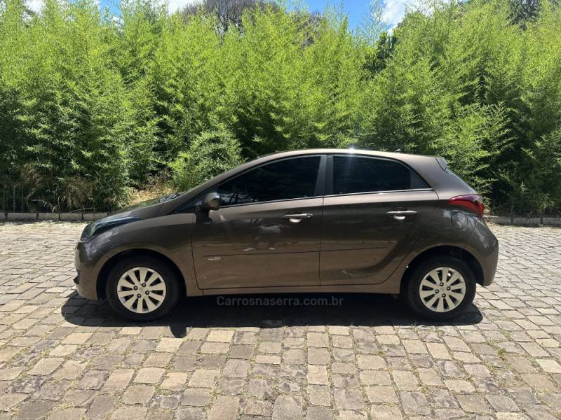 HYUNDAI - HB20 - 2019/2019 - Marrom - R$ 54.900,00