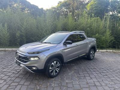 FIAT - TORO - 2021/2022 - Prata - R$ 138.900,00