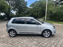 VOLKSWAGEN - POLO - 2014/2014 - Prata - R$ 47.900,00