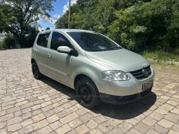 VOLKSWAGEN - FOX - 2009/2010 - Bege - R$ 29.900,00