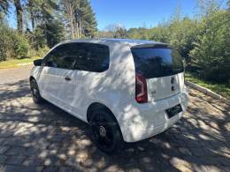 VOLKSWAGEN - UP - 2015/2016 - Branca - R$ 38.900,00