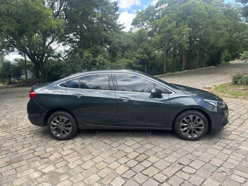 CHEVROLET - CRUZE - 2018/2018 - Azul - R$ 92.900,00