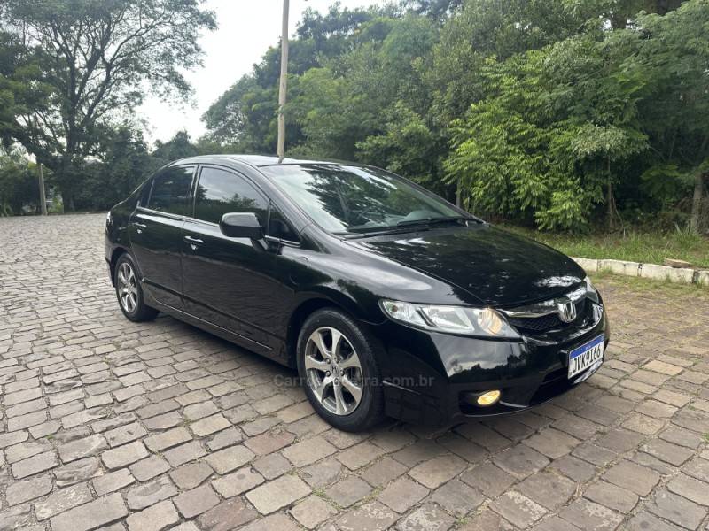 HONDA - CIVIC - 2009/2009 - Preta - R$ 49.900,00