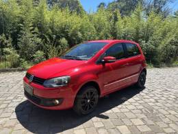 VOLKSWAGEN - FOX - 2013/2013 - Vermelha - R$ 43.900,00