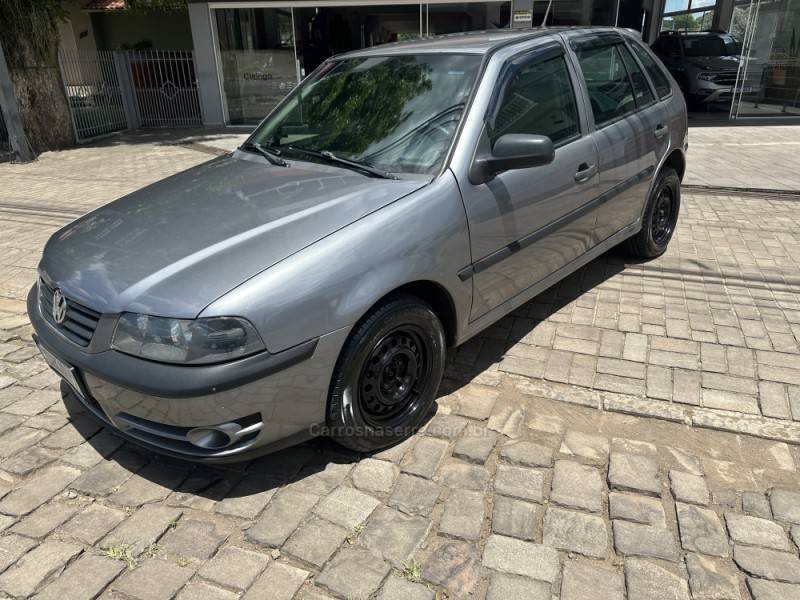 VOLKSWAGEN - GOL - 2005/2005 - Cinza - R$ 20.900,00