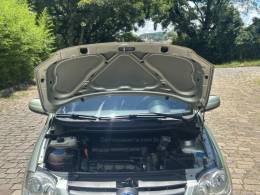 VOLKSWAGEN - FOX - 2009/2010 - Bege - R$ 29.900,00