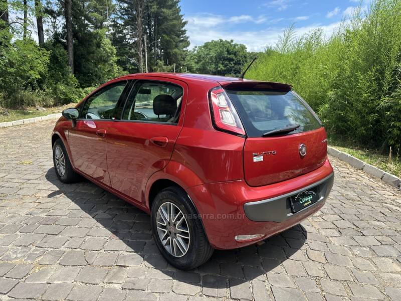 FIAT - PUNTO - 2014/2014 - Vermelha - R$ 41.900,00