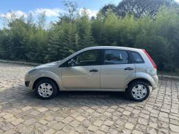 FORD - FIESTA - 2012/2013 - Prata - R$ 30.900,00