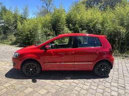 VOLKSWAGEN - FOX - 2013/2013 - Vermelha - R$ 43.900,00