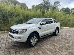 FORD - RANGER - 2015/2016 - Branca - R$ 96.900,00