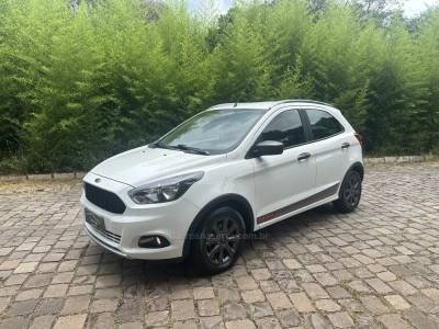 FORD - KA - 2017/2018 - Branca - R$ 49.900,00
