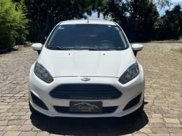 FORD - FIESTA - 2014/2015 - Branca - R$ 45.900,00