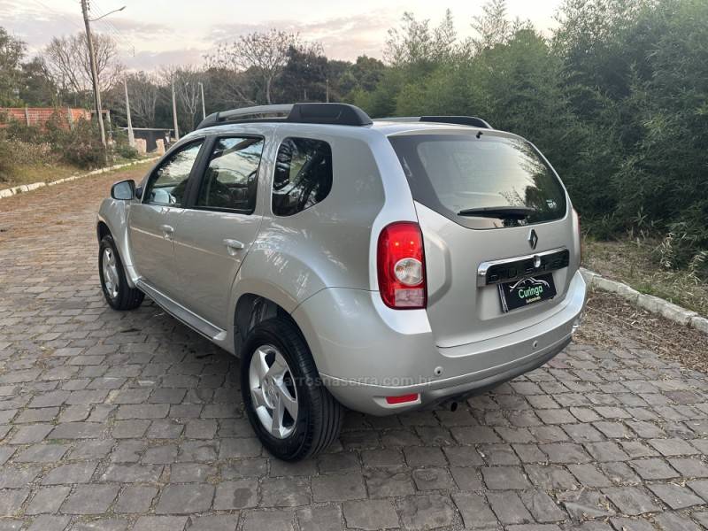 RENAULT - DUSTER - 2015/2015 - Prata - R$ 58.900,00
