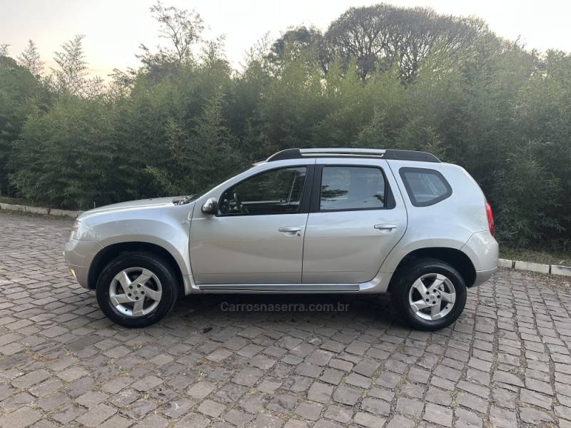 RENAULT - DUSTER - 2015/2015 - Prata - R$ 58.900,00