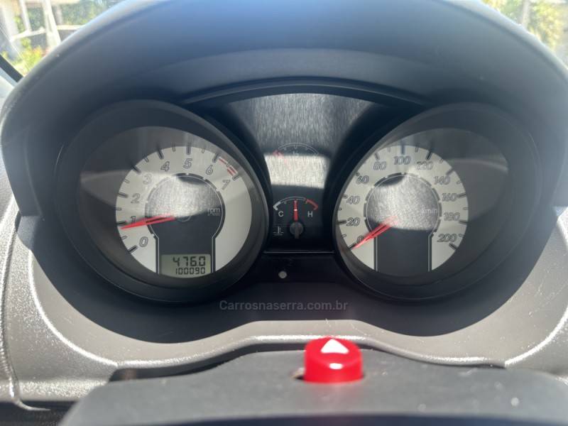 FORD - FIESTA - 2009/2010 - Cinza - R$ 29.900,00