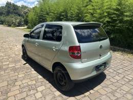 VOLKSWAGEN - FOX - 2009/2010 - Bege - R$ 29.900,00