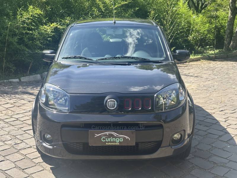 FIAT - UNO - 2012/2012 - Preta - R$ 37.900,00