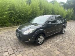 FORD - FIESTA - 2010/2011 - Cinza - R$ 32.900,00