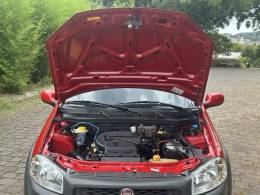 FIAT - STRADA - 2017/2018 - Vermelha - R$ 59.900,00